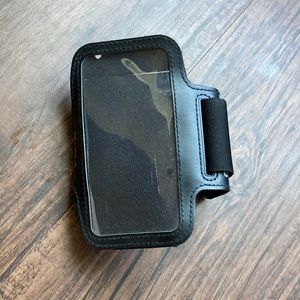 iHome iPhone/iPod Running Armband Holder